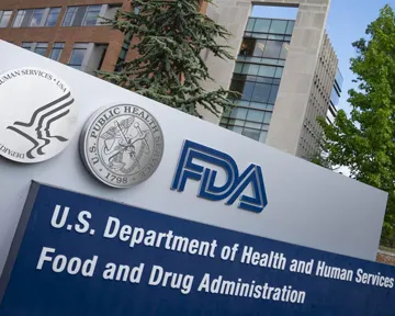 FDA разрешило использовать при COVID-19 «коктейль» антител